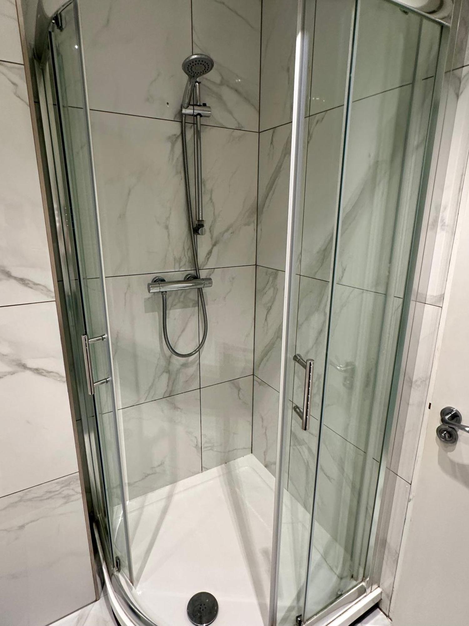 London Regent Apartments Phòng bức ảnh